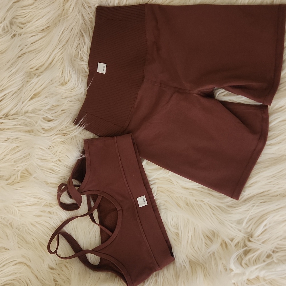 Vuori Rib Short & Mindset Bra